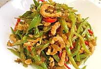 扁豆雪菜炒肉丝的做法