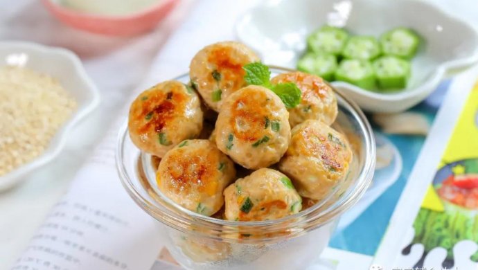 藜麦秋葵鸡肉饼【宝宝辅食】