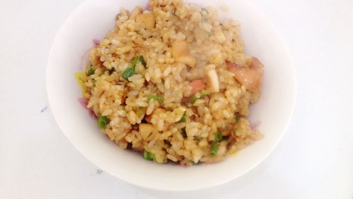 鱿鱼炒饭