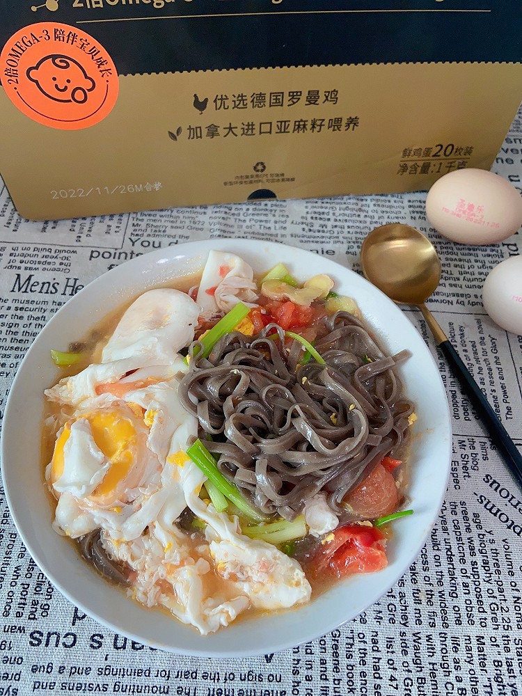 番茄鸡蛋荞麦面的做法