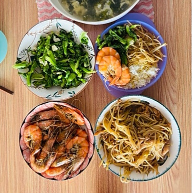 豆芽菜炒鸡胸肉的做法