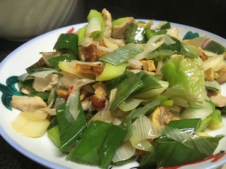 葱爆肉的做法