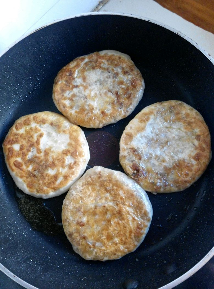 东北酸菜馅饼的做法