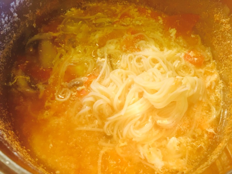 西红柿鸡蛋汤面
