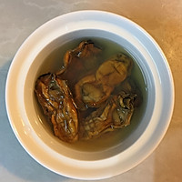 蚝豉花菇焖猪手的做法图解3