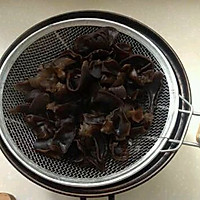 凉拌木耳的做法图解2