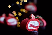 #安佳一口“新”年味#红红火火的草莓红丝绒卷的做法
