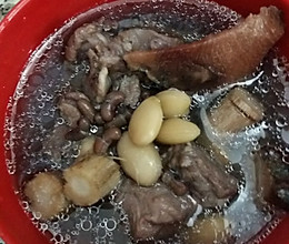 牛大力土茯苓猪骨汤的做法
