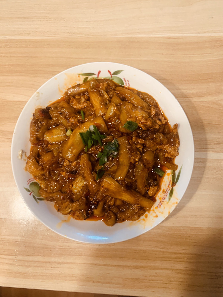 可以吃五碗米饭的肉末茄子的做法