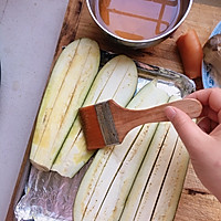 蒜蓉烤茄子的做法图解2