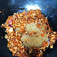 （秘方炒制版）酱肉胡萝卜粉丝手工包子的做法图解9