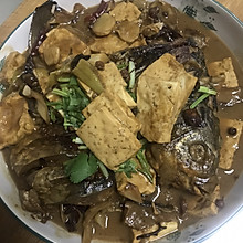 鲤鱼炖豆腐