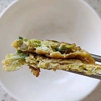 槐树花鸡蛋饼的做法图解8