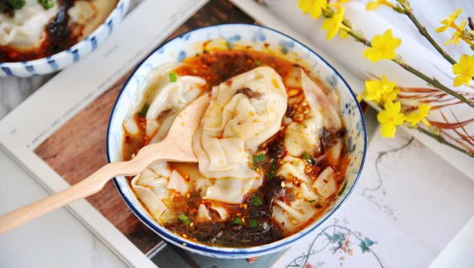 蒲公英猪肉馄饨