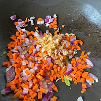 快手晚餐：黄金鳗鱼炒饭的做法图解7
