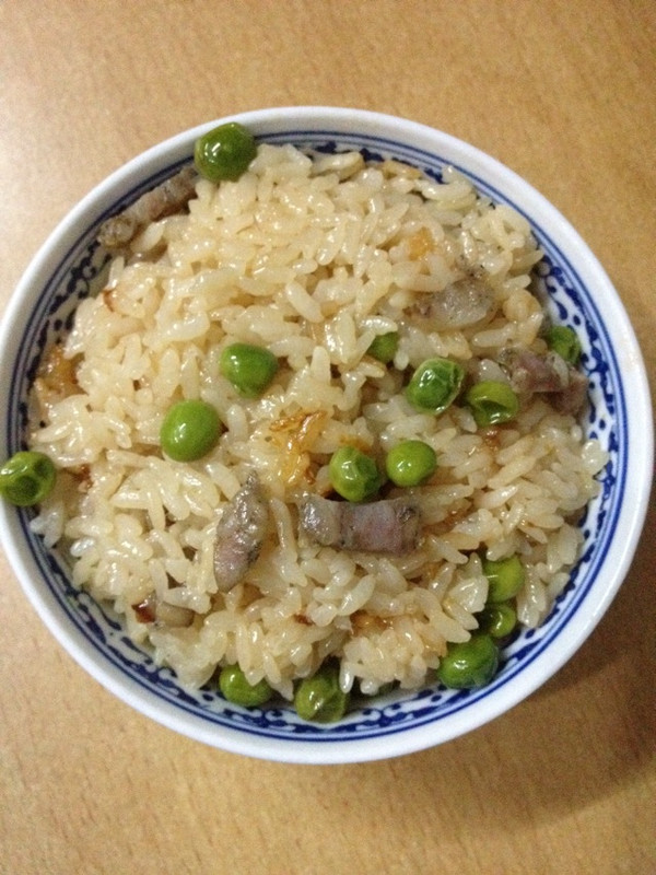 腊肠豌豆糯米饭