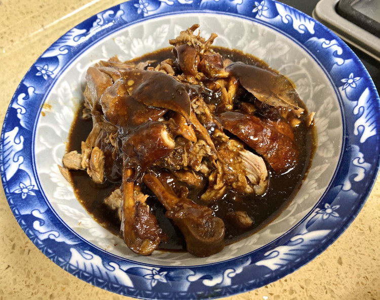 上海酱鸭腿为武汉加油的做法