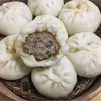 老李私房菜-香菇芹菜肉包的做法图解4