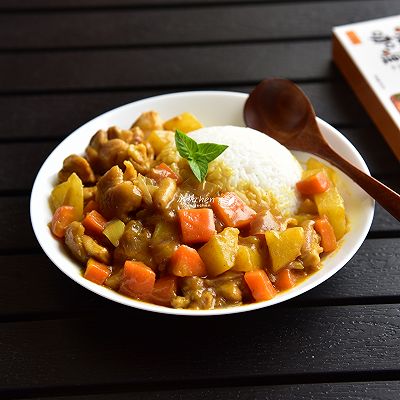 咖喱土豆鸡肉