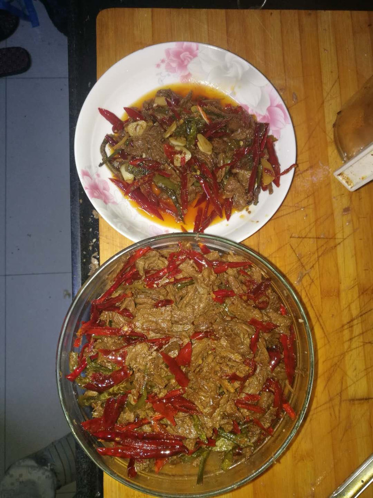 辣椒炒牛肉丝的做法