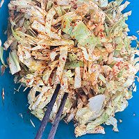 包菜卷饼的做法图解1