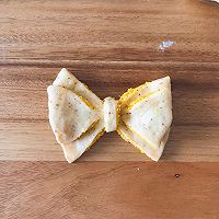 南瓜椰蓉蝴蝶结面包的做法图解10