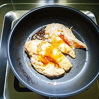 #大喜大欢喜烧烤店#香煎鸡胸肉的做法图解4
