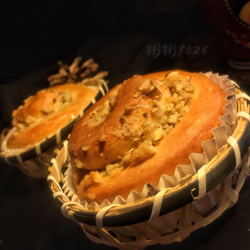 Curry crisp bread