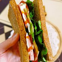 #养生打卡# 黑麦吐司三明治的做法图解7