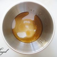 花朵蜂蜜小蛋糕#长帝烘焙节刚柔阁#的做法图解2