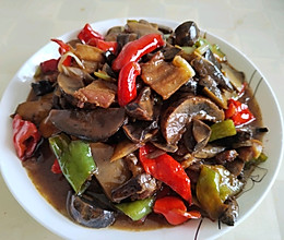 青红椒五花肉炒野蘑菇（牛肝菌）的做法