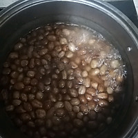 泡椒花生的做法图解1