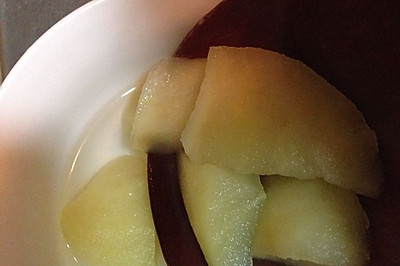 感冒食谱-煮苹果（苹果罐头）