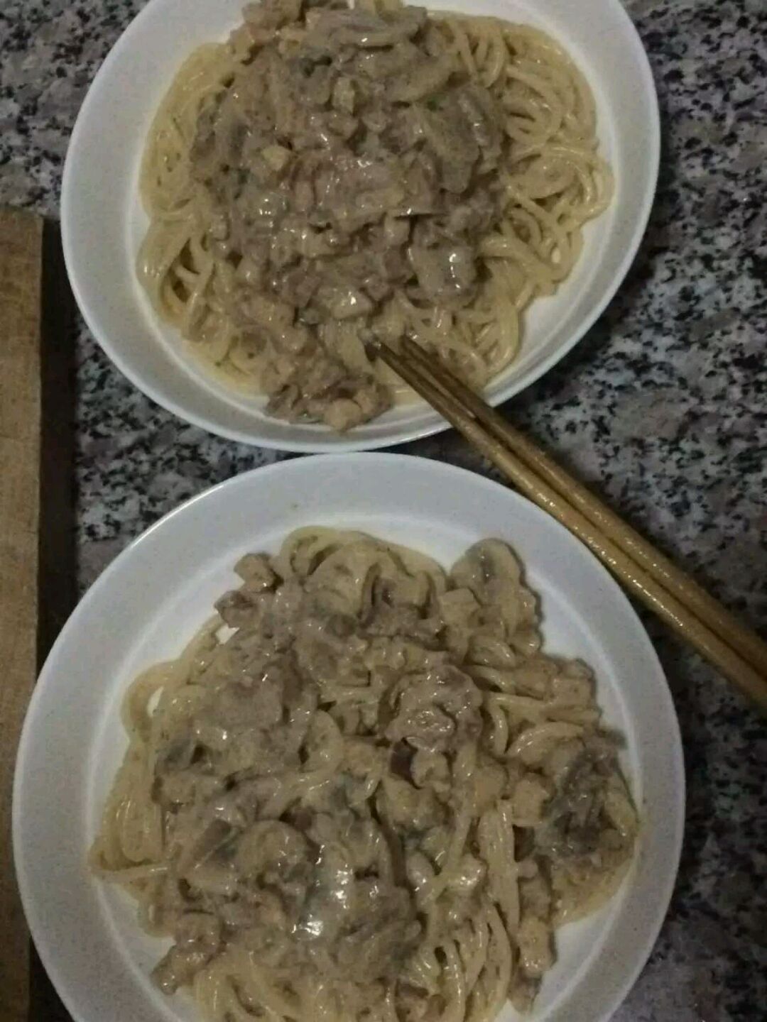 蘑菇奶油鸡肉意大利面的做法图解4