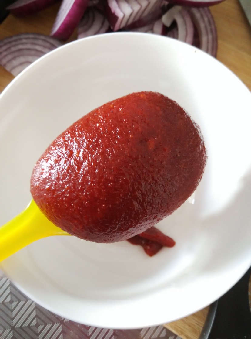 韩式辣白菜炒年糕的做法图解6