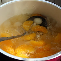 柑橘雪梨银耳糖水的做法图解3