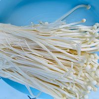 番茄肥牛金针菇的做法图解3