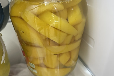 黄桃罐头