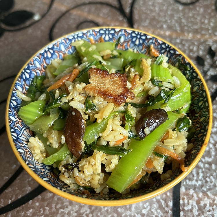 芥菜炒饭的做法