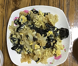 木耳银耳抄鸡蛋的做法