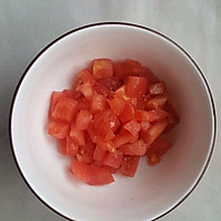 西红柿打卤面#10分钟早餐大挑战#的做法图解2
