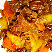 红烧牛肉牛腩炖土豆胡萝卜的做法图解16