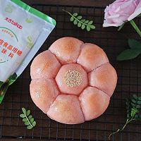 #太古烘焙糖 甜蜜轻生活#粉粉嫩嫩超柔软的花朵面包的做法图解11