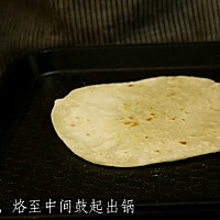 #我心中的冬日限定#新品春色家常菜，加拿大北极虾春饼卷的做法图解6