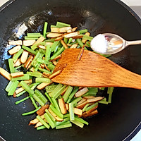 年夜饭之7-快手素菜芹香豆干的做法图解9