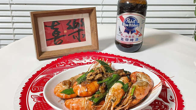 #食来运转，新年干杯#啤酒罗氏虾的做法