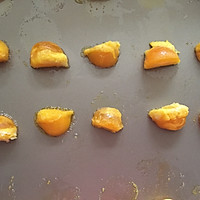 相思抹茶蛋黄酥的做法图解3
