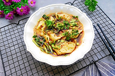 酸汤水饺