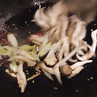 荤香菌菇油菜炖豆腐 #2018年我学会的一道菜#的做法图解8