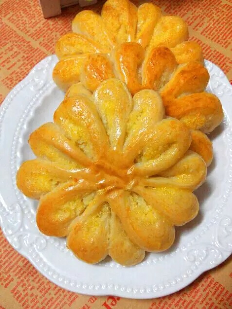 椰蓉花朵面包